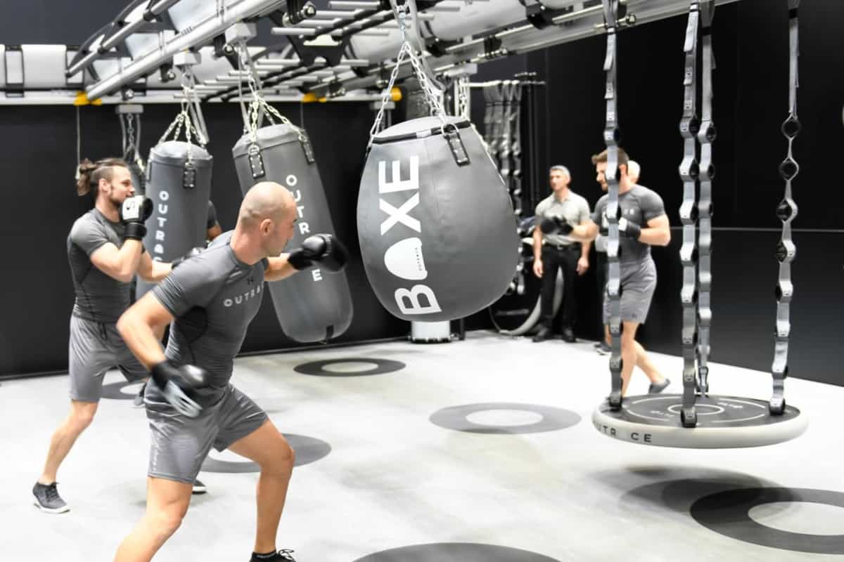 Combat-Sport-boxing-Outrace