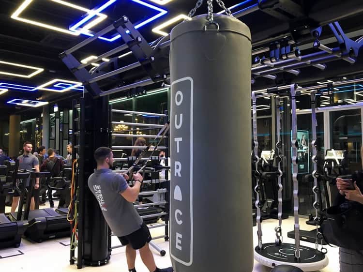 outrace-crocus-fitness-boutique-outrace-moscow-russia