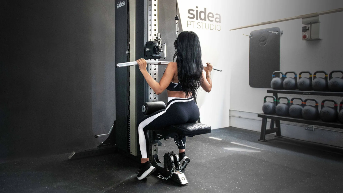 9089-cable-statiton-lat-machine-pull-down-1-2048x1152